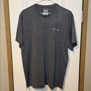 Columbia Men's Charcoal Short Sleeve Tee